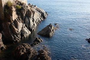 costa moedig Catalanen, robuust middellandse Zee kust in noordelijk Catalonië, Spanje foto