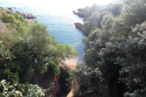 camino de ronda, een weg parallel naar de Catalaans costa bravoure, gelegen Aan de middellandse Zee zee in de noorden van Catalonië, Spanje. foto