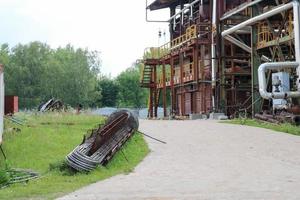 de buis bundel van de warmte uitwisselaar Bij de chemisch petrochemisch raffinaderij is een industrieel raffinaderij foto