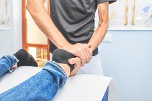 fysiotherapeut praktijken enkel voet behandeling foto