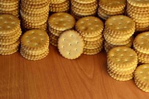 klassiek ronde gezouten crackers foto