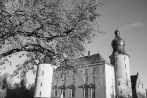 herfst tijd Bij ta Duitse kasteel foto