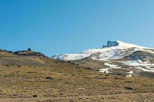 besneeuwd berg. veleta top in Sierra Nevada foto