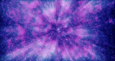 Purper en blauw mooi helder gloeiend glimmend ster deeltjes vliegend in de heelal in ruimte energie magie met vervagen en bokeh zoom effect. abstract achtergrond, intro foto