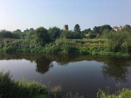 een visie van de rivier- dee Bij farndon in Cheshire foto