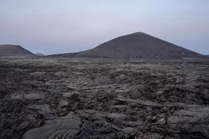 vulkaan caldera krater. volcan el Cuervo foto