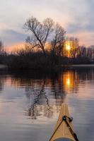 overstroomd weiden in voorjaar foto