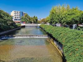 lithaios rivier- in trikala Griekenland in zomer foto