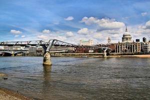 een visie van de rivier- Theems in de buurt Westminster foto