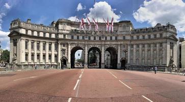 een visie van admiraliteit boog in Londen foto