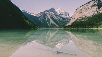 Kinney Lake gedurende de dag foto