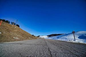 besneeuwde winterlandschap foto