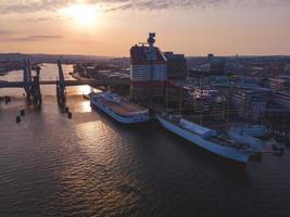 keer bekeken van Stenpiren Bij zonsopkomst in Göteborg, Zweden foto