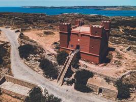 de rood toren in de land van Malta foto