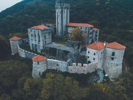 branik kasteel door dar in Slovenië foto