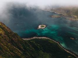 keer bekeken van aanbiedingenoykammen in de lofoten eilanden in Noorwegen foto