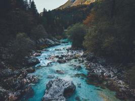 dar keer bekeken van de soca rivier- in Slovenië foto