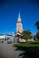 de tromso kathedraal in tromso, Noorwegen foto