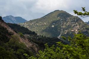 voorjaar landschappen van de bergen van Griekenland foto