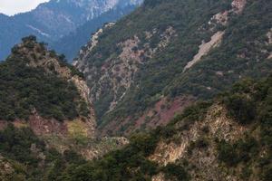 voorjaar landschappen van de bergen van Griekenland foto