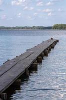 zomer landschappen door de meer in Litouwen foto