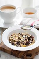 muesli met noten en droog fruit foto