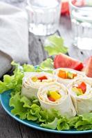 gezond lunch tussendoortje tortilla wraps foto