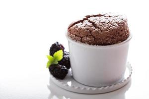 chocola soufflé met dik glazuur foto