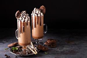 chocola frappe met koekjes foto