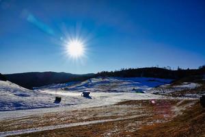 besneeuwde winterlandschap foto