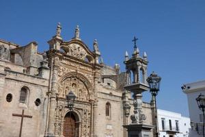 kerk in de dorp van puerto de de kerstman Maria, in de provincie van cadiz, Andalusië, Spanje. foto