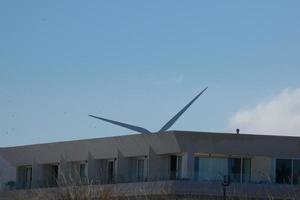 modern windmolens voor groen en schoon energie generatie foto