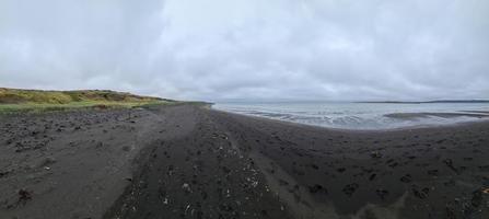 de lang zwart stranden van IJsland. foto