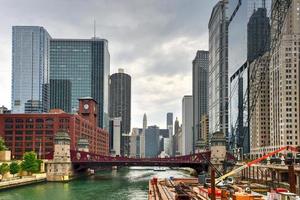 Chicago skyline van de rivier foto