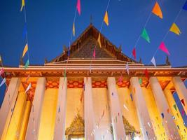 wat saket tempel kapel in loi krathong festival.loi krathong tempel eerlijk in wat saket tempel of gouden monteren foto