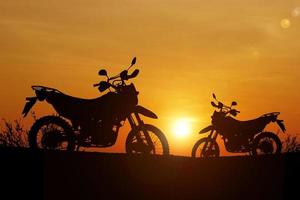 motorcross motorfiets silhouet. motorfiets reizen concept foto