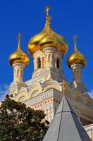 goud ui koepels van de Alexander Nevsky kathedraal foto