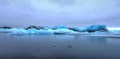 gletsjerlagune, jokulsarlon, ijsland foto