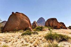 rots formaties in spitzkoppe, Namibië foto