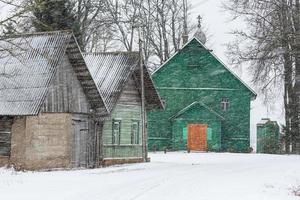 Lets landelijk dorp landschap in latgale in winter foto