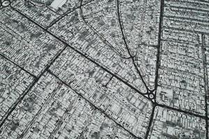 hoog hoek visie van sneeuw gedekt noorden van luton landschap en stadsgezicht, antenne beeldmateriaal van noordelijk luton stad van Engeland uk na sneeuw val. de 1e sneeuw vallen van deze winter van 2022 foto