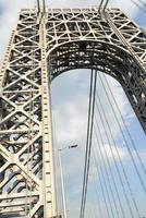 toren van de George Washington brug toetreden nieuw Jersey en nieuw york. foto