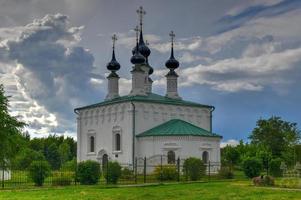 tempel complex, kerk van st. paraskeva en van christus binnenkomst in Jeruzalem in soezdal, Rusland. foto