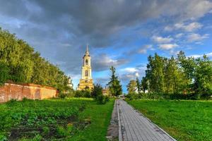 eerbiedwaardig belfort in soezdal, Vladimir regio, gouden ring van Rusland foto