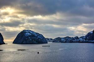 de stad- van nusfjord in de lofoten eilanden, Noorwegen in de winter. foto