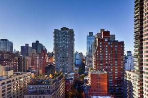 antenne visie van appartement gebouwen aan de overkant de oosten- kant van Manhattan, nieuw york.. foto