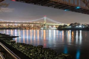 robert f. Kennedy brug Bij nacht, in astoria, koninginnen, nieuw york foto