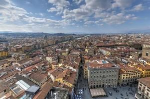 antenne visie van Florence en palazzo vecchio in piazza della signoria in Florence, Italië. architectuur en mijlpaal van Florence. foto