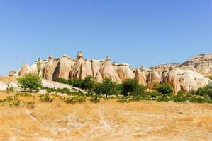 panorama van de meskendir vallei in Cappadocië, kalkoen is een totaal lengte van 4400m en is gelegen in de buurt ortahisar. foto