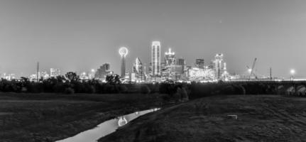 Dallas skyline bij nacht foto